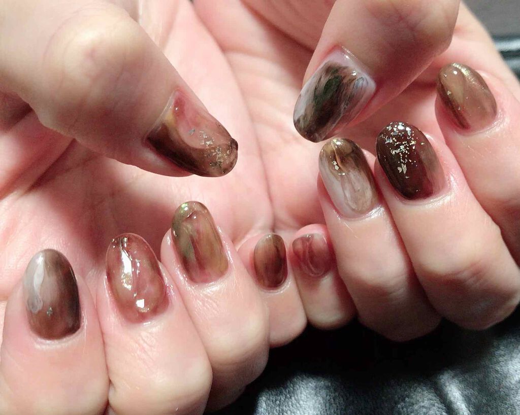 佑衣ゆい on LIPS 「ネイル紹介~2020.01月編~遅れ投稿ですが、1月のネイルで..」(1枚目)