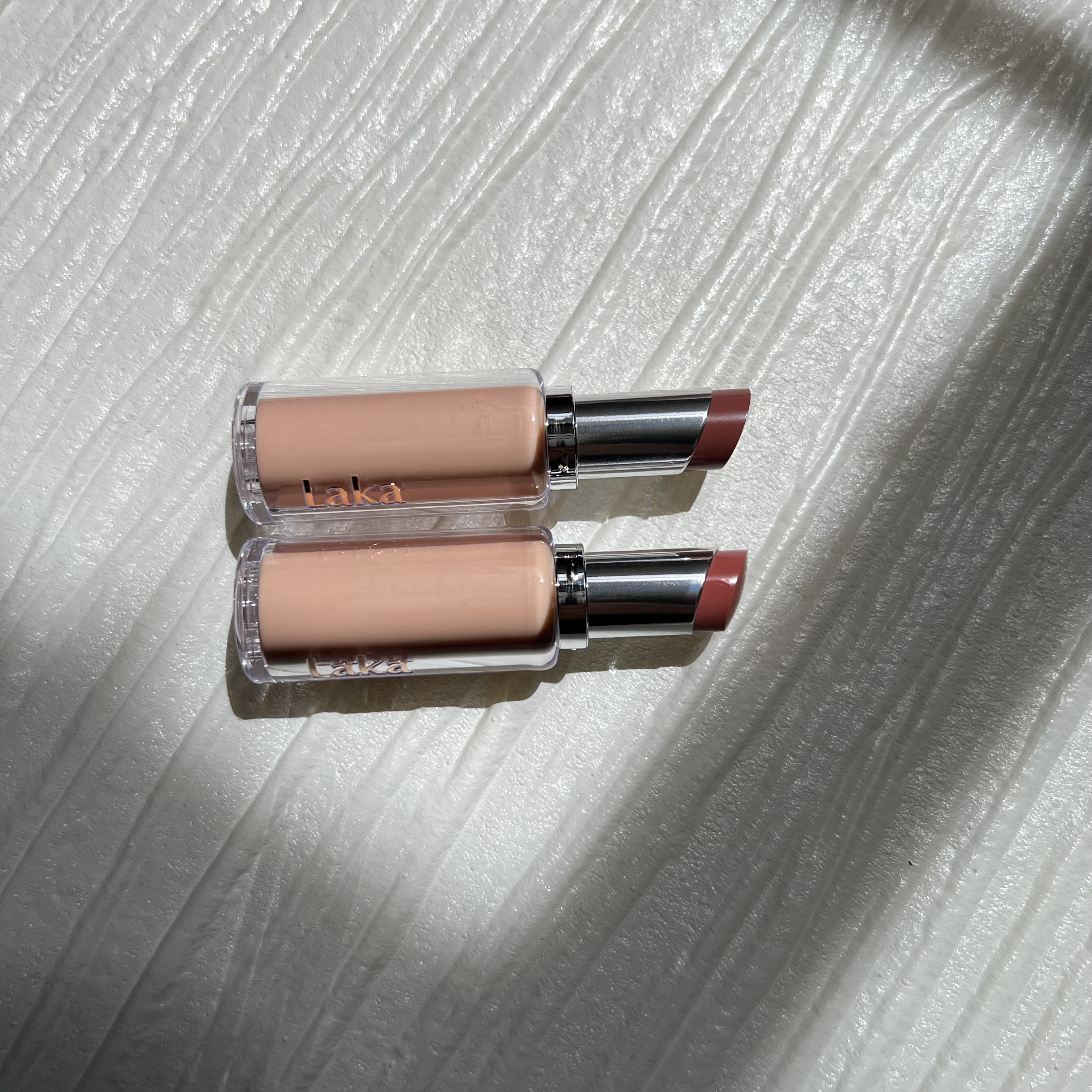 ボンディンググロウリップスティック/Laka/口紅を使ったクチコミ（2枚目）