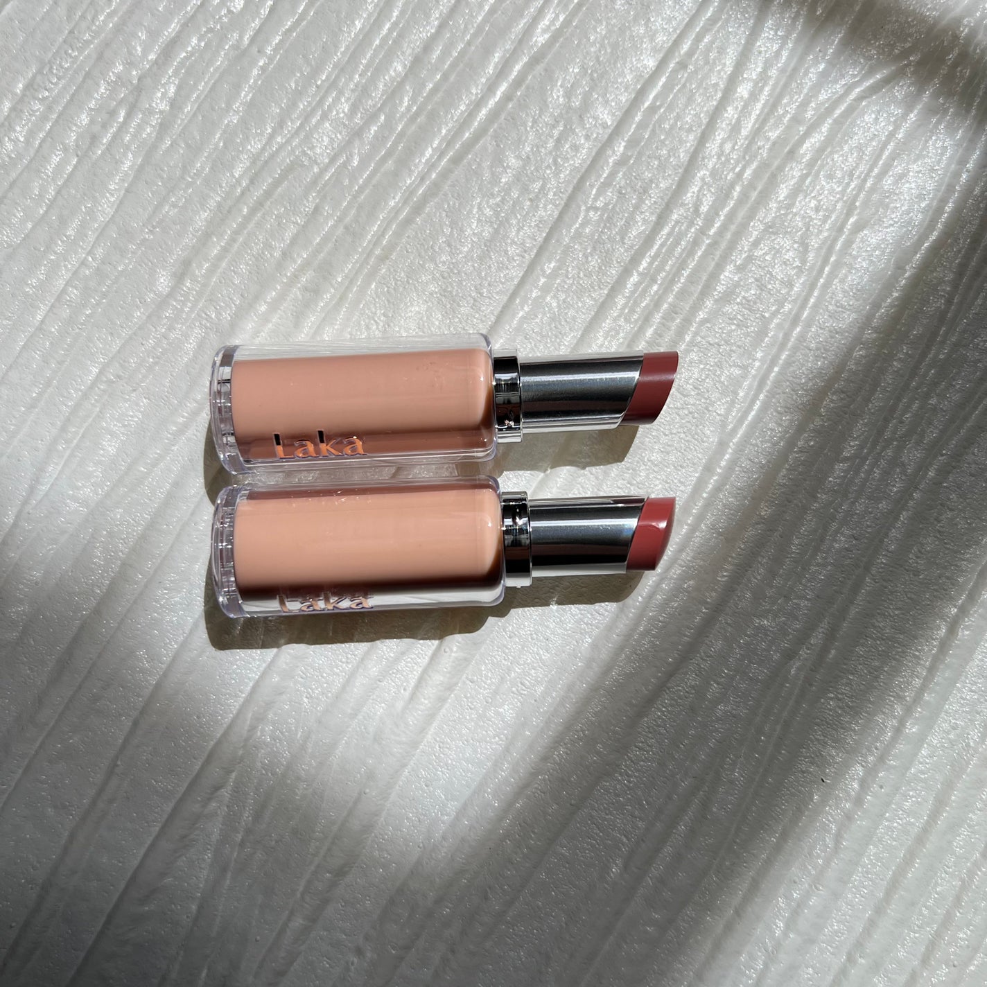 ボンディンググロウリップスティック/Laka/口紅を使ったクチコミ(2枚目)