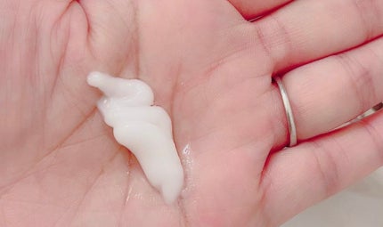 フォロバします♥️ゆう♥️ on LIPS 「マーキュリーデュオらしいフェミニンな花柄ボトルがすごくオシャレ..」(3枚目)