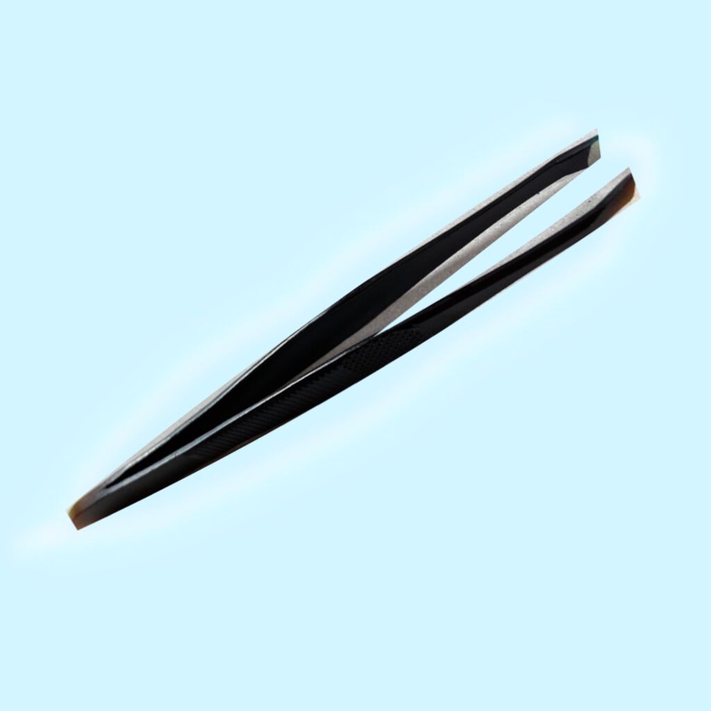 LJ 毛抜ブラックベーシック(斜め)/LOUJENE/その他化粧小物を使ったクチコミ（2枚目）