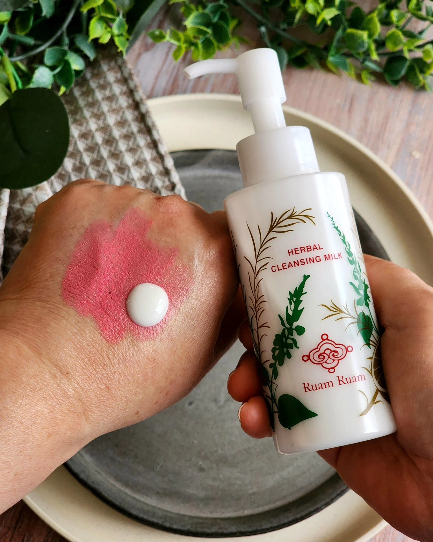 生せっけん スティック [ホワイト] オリジナル/Ruam Ruam/洗顔石鹸を使ったクチコミ（2枚目）