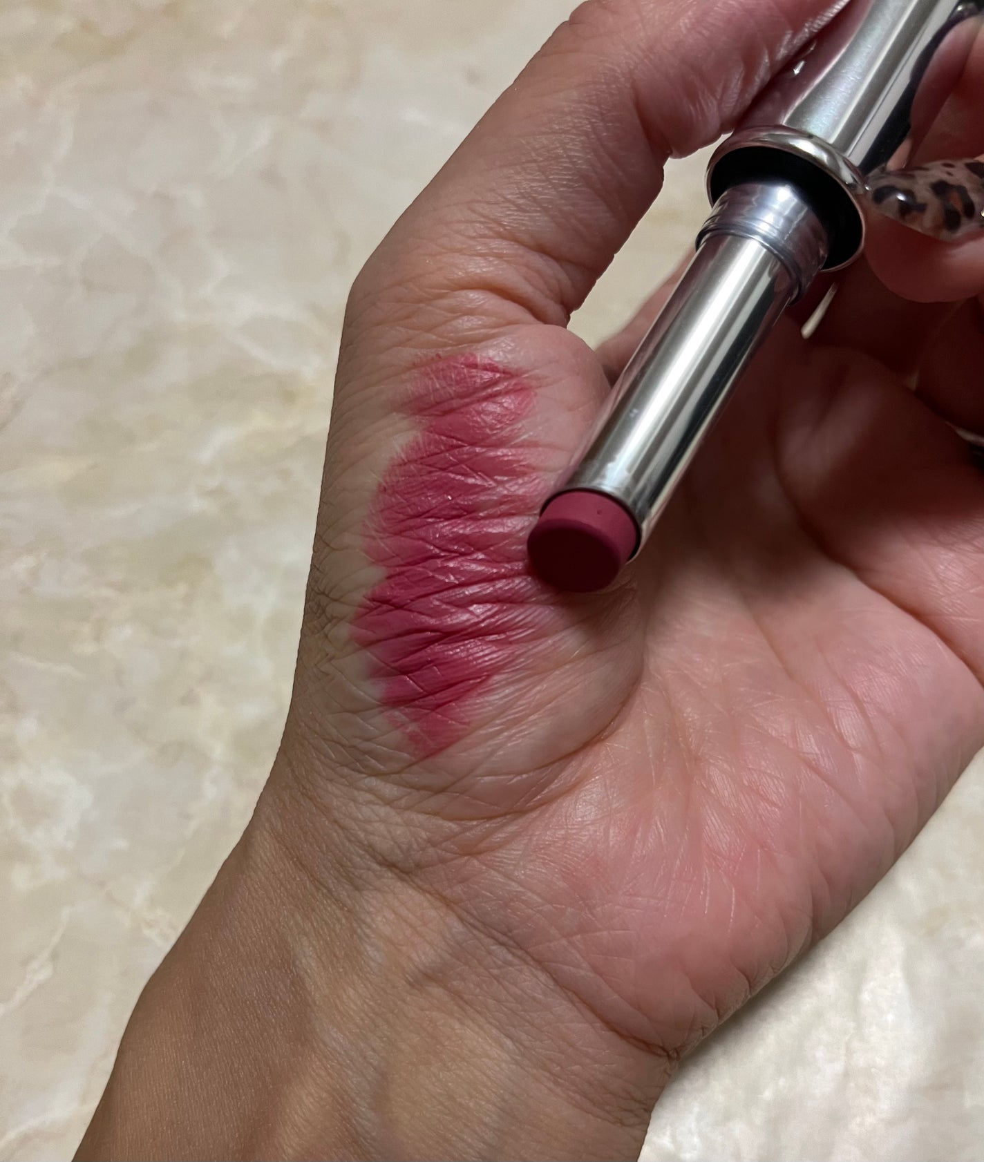 ロックドキス リップスティック/M・A・C/口紅を使ったクチコミ(3枚目)