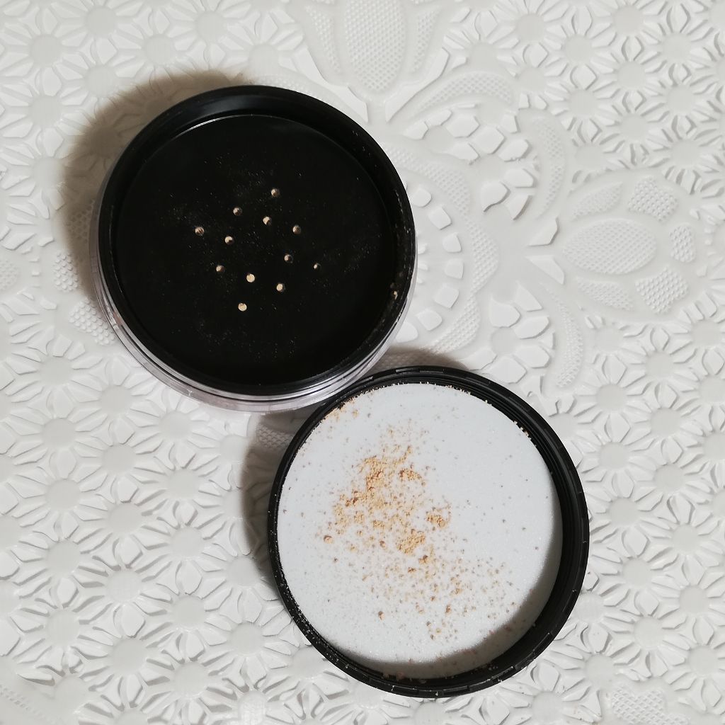 ソフトベルベットルースパウダー/NARS/ルースパウダーを使ったクチコミ（2枚目）