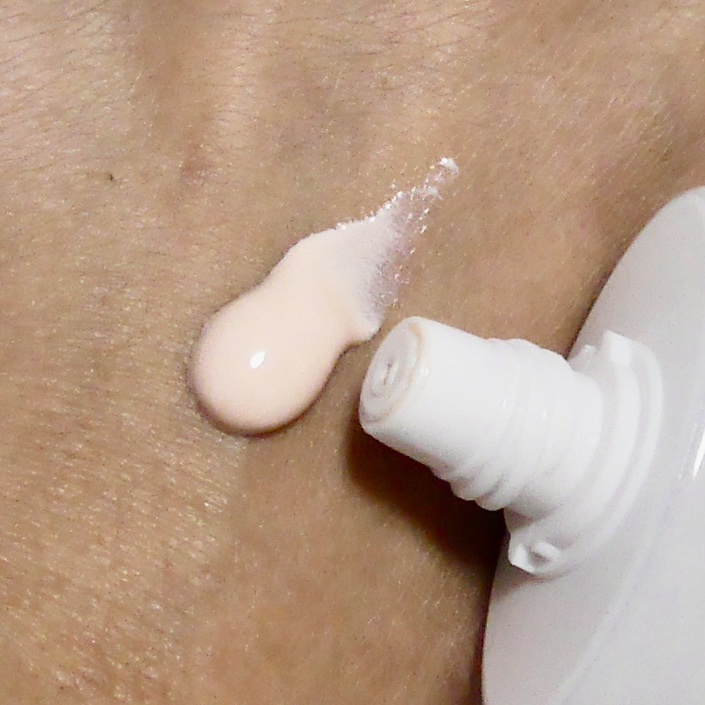 ウォータフルトーンアップサンクリーム/ダルバ/日焼け止めクリームを使ったクチコミ（2枚目）