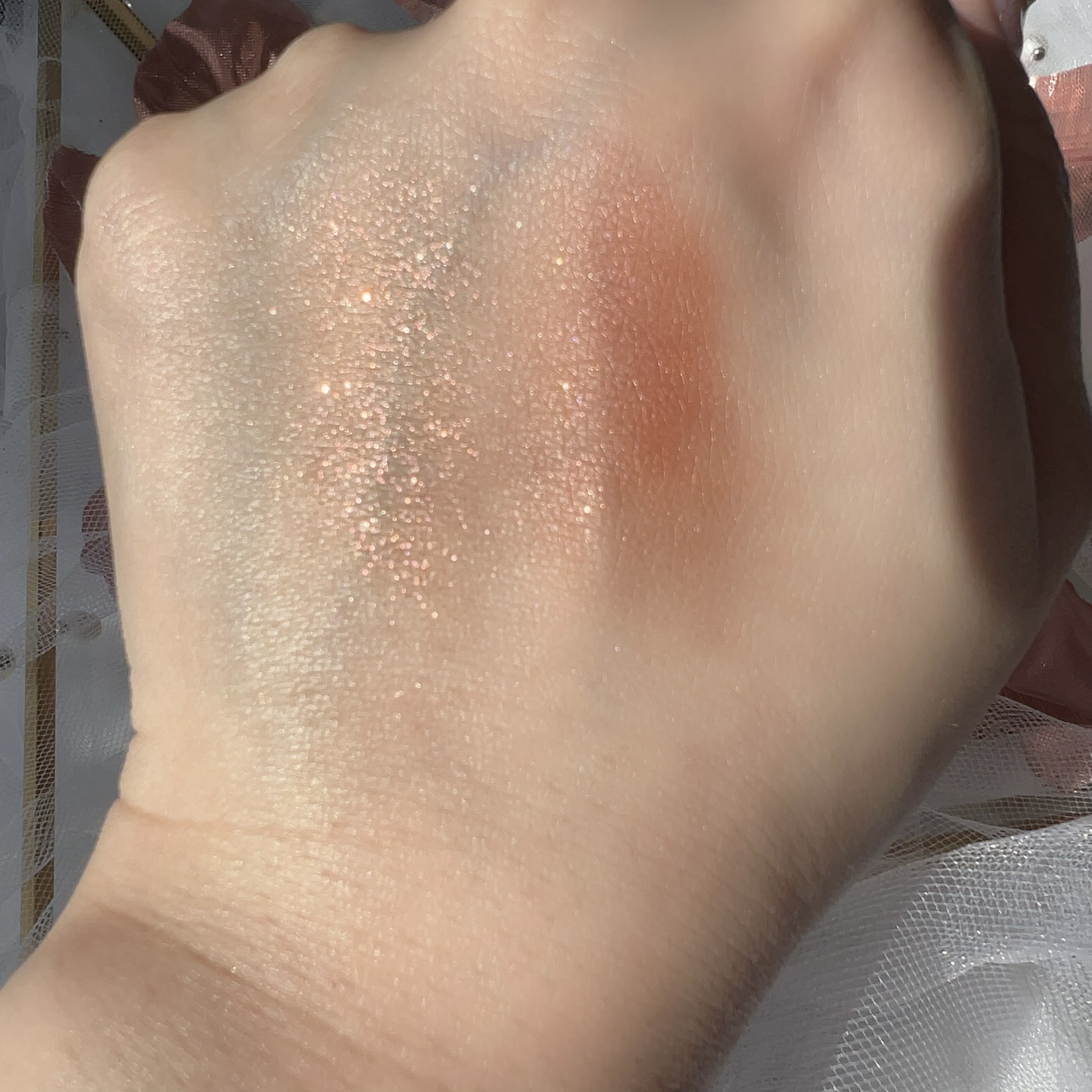 アディクション ザ アイシャドウ パール 025P Retro Crush/ADDICTION/単色アイシャドウを使ったクチコミ（2枚目）