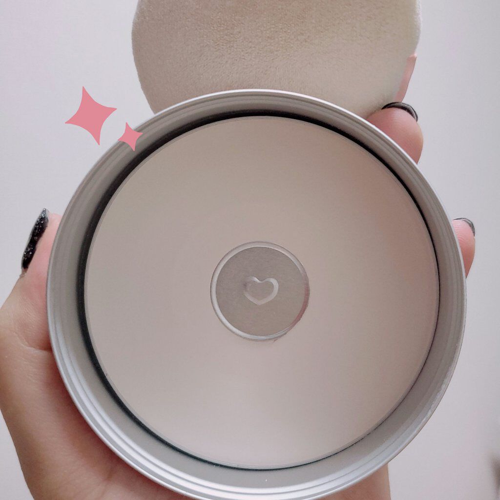 すっぴんパウダー チェリーブロッサムの香り/クラブ/プレストパウダーを使ったクチコミ（2枚目）