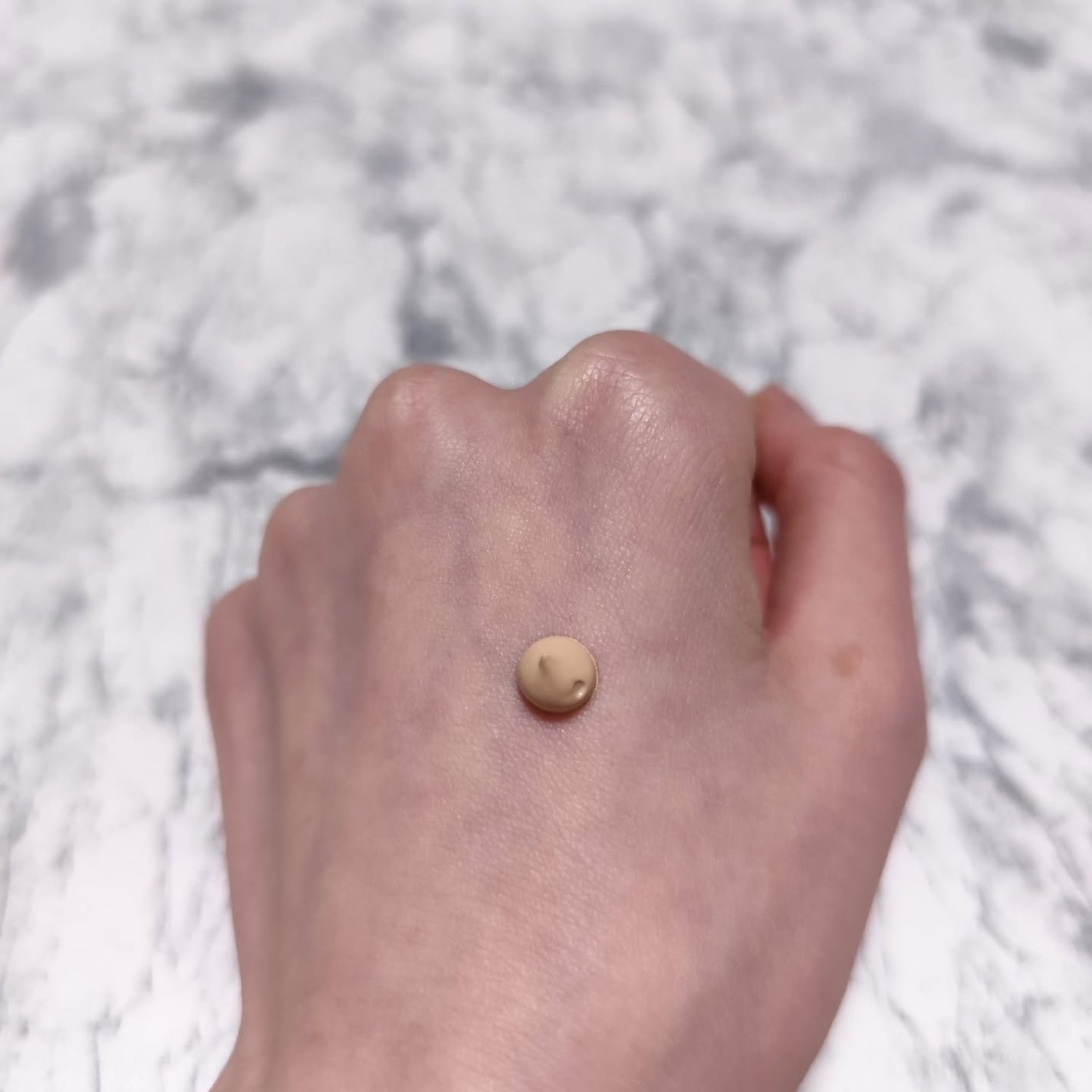 スキンセラムファンデーション/qiolo/リキッドファンデーションを使ったクチコミ(4枚目)