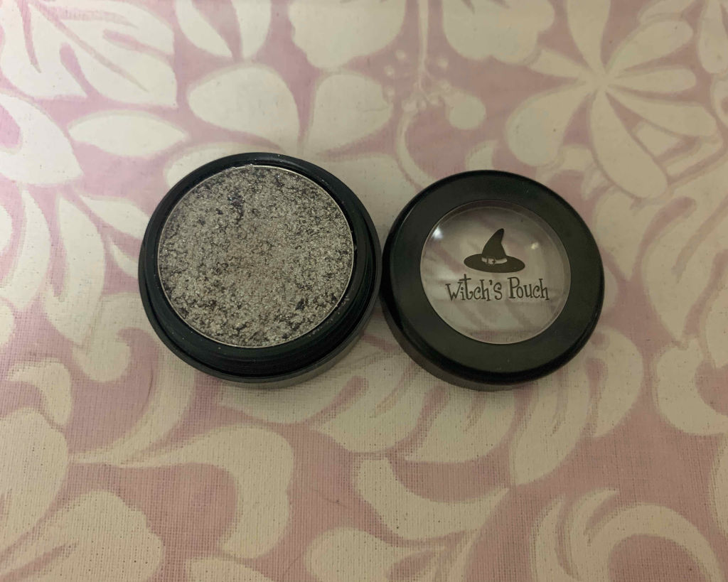 セルフィーフィックスピグメント/Witch's Pouch/単色アイシャドウを使ったクチコミ（2枚目）