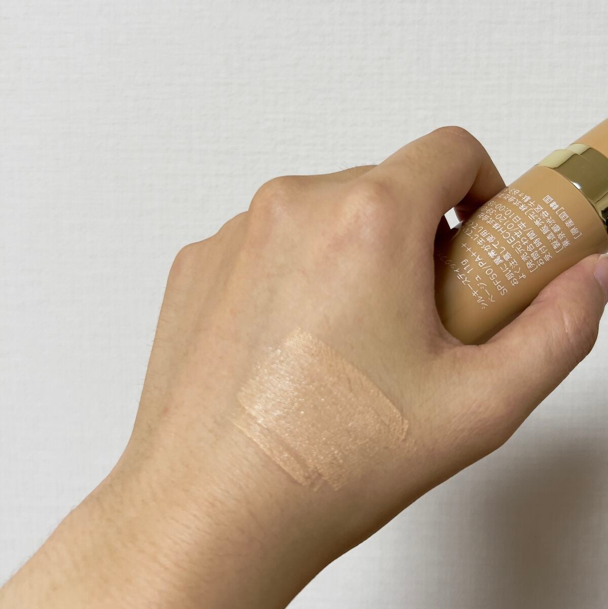 シルキースティックファンデーション/KAMIKA/その他ファンデーションを使ったクチコミ(1枚目)