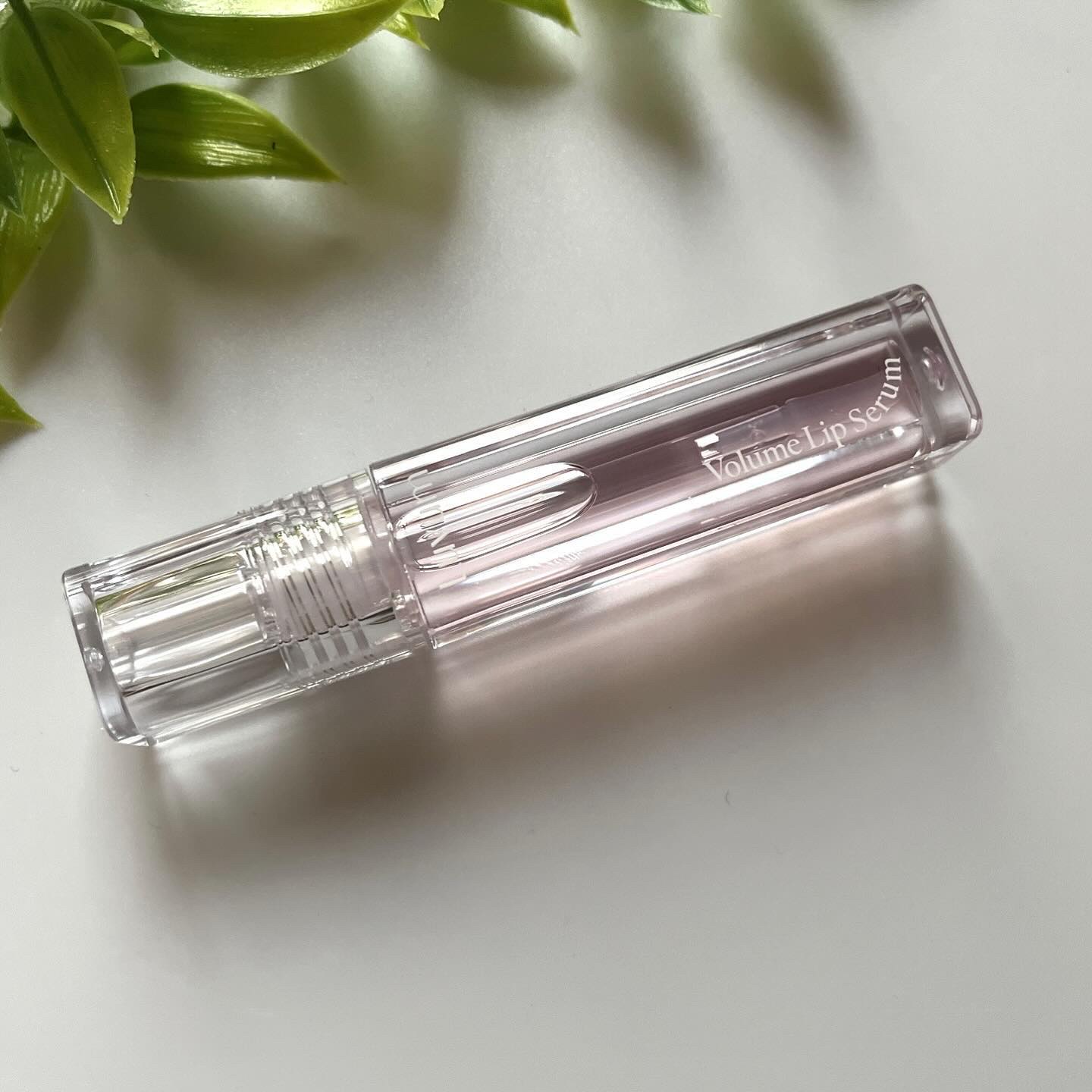 ラビューム ボリュームリップセラム/Luvum/リップグロスを使ったクチコミ（2枚目）