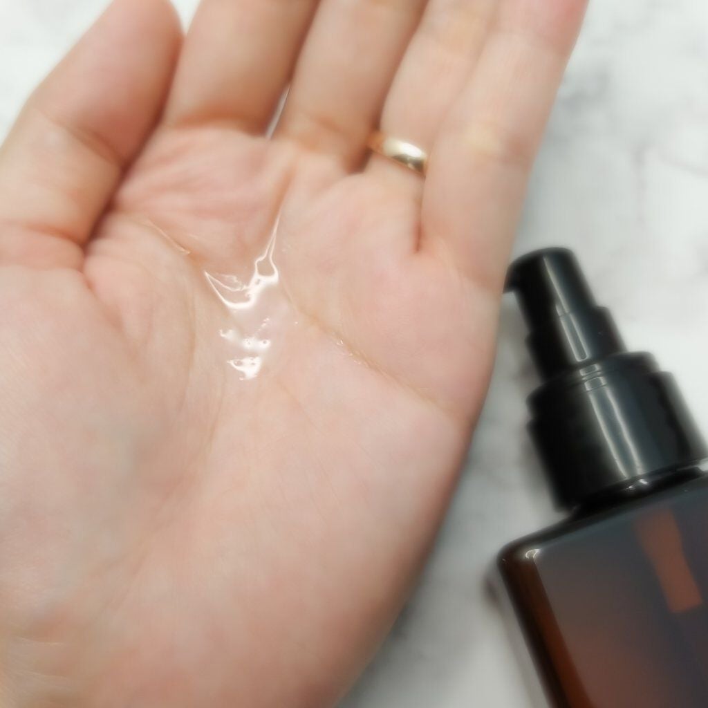 オーガニックヘアオイル フレッシュティーの香り/ハーバルリーフ/ヘアオイルを使ったクチコミ(2枚目)