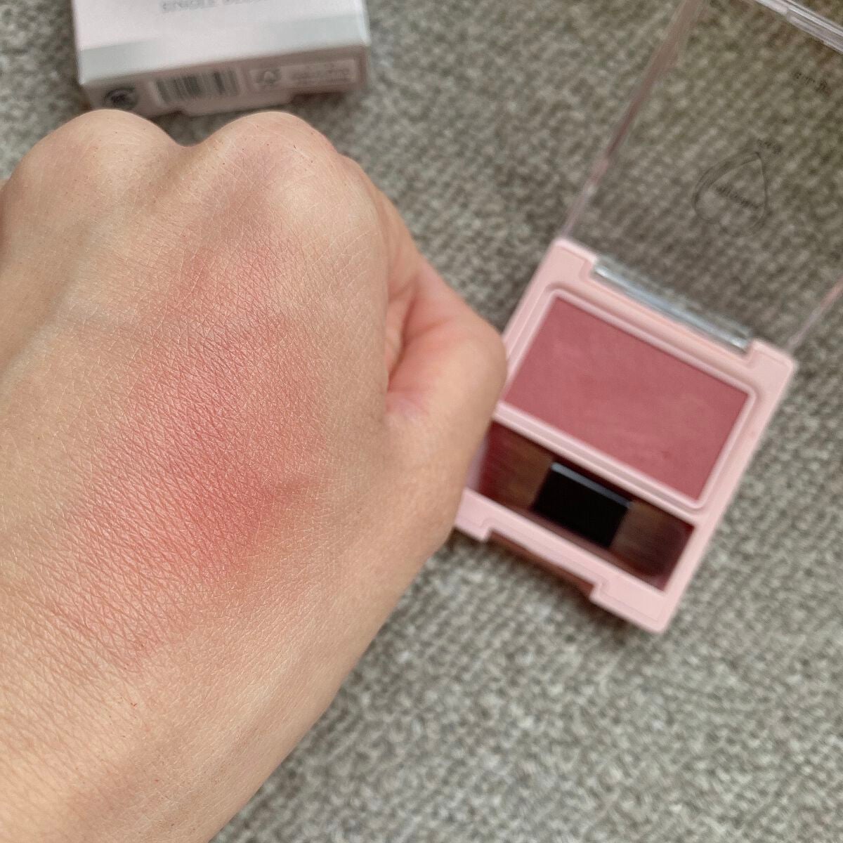 フーミー シングルブラッシュ/WHOMEE/パウダーチークを使ったクチコミ(2枚目)