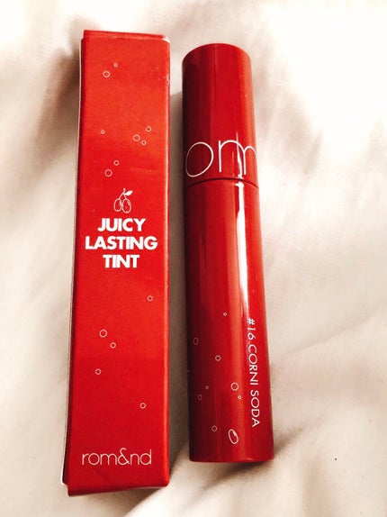 ジューシーラスティングティント/rom&nd/リップティントを使ったクチコミ(2枚目)