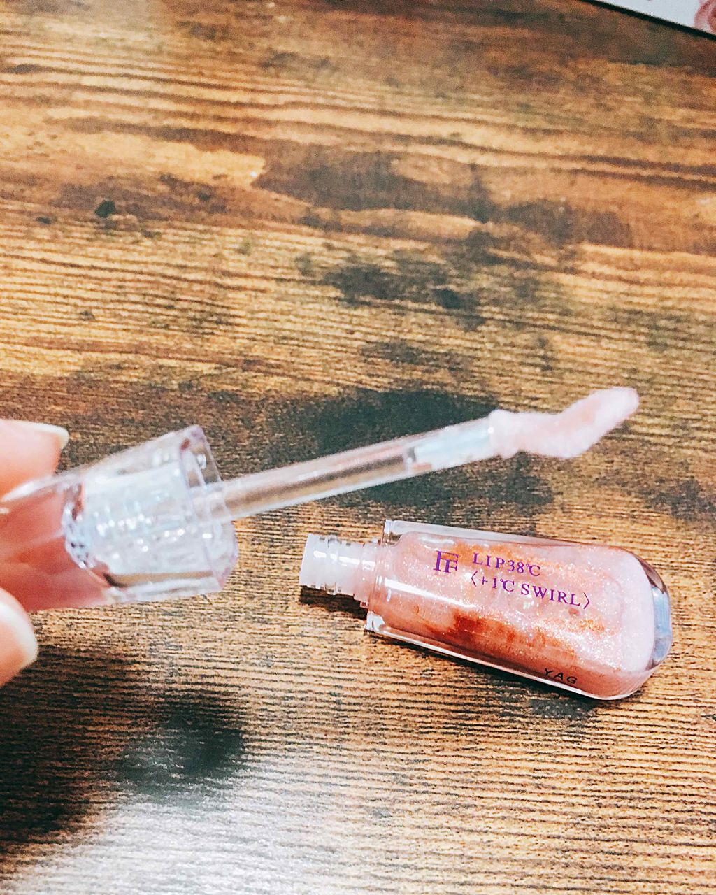 38°C / 99°F リップトリートメント (リップ美容液)/UZU BY FLOWFUSHI/リップケアを使ったクチコミ(2枚目)