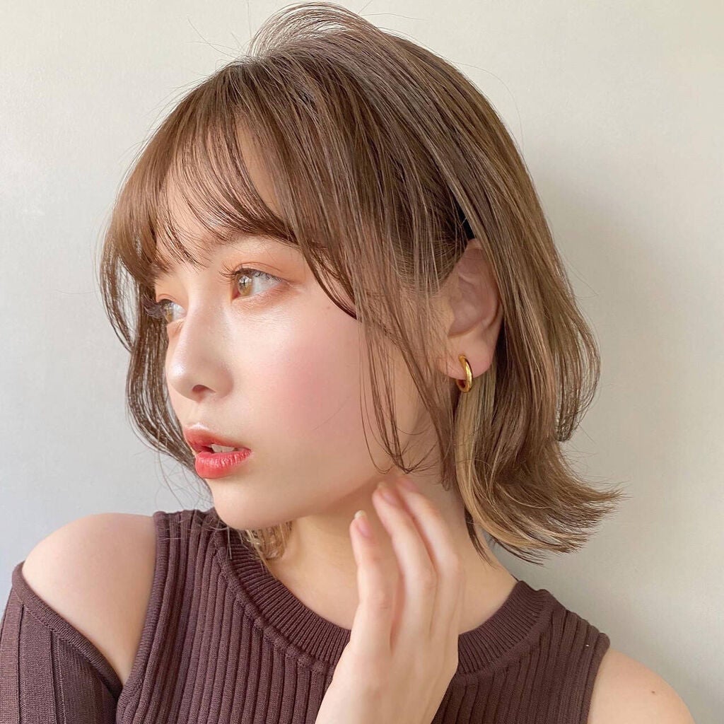 人中短縮メイクをマスターしてより魅力的に!簡単なやり方&おすすめコスメ紹介のサムネイル