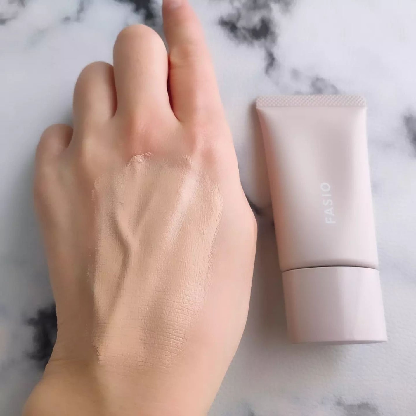 エアリーステイ BB ティント UV/FASIO/BBクリームを使ったクチコミ(4枚目)