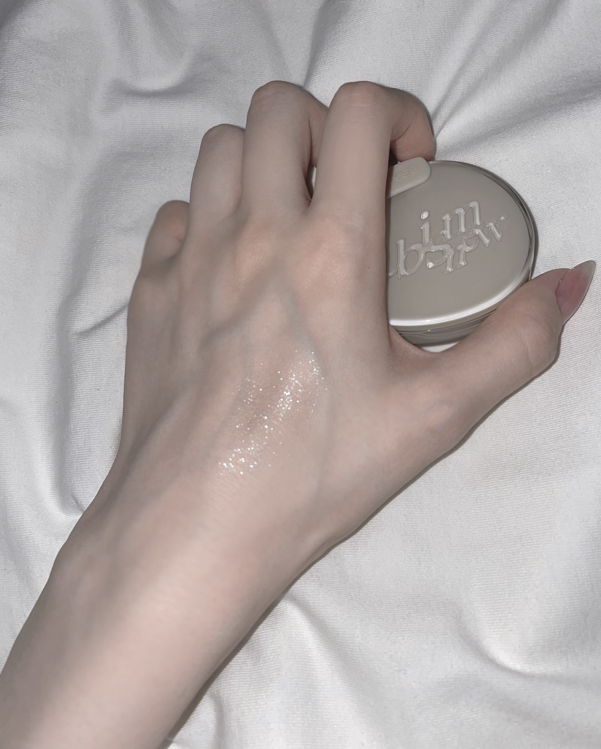 CUBISM ダイアモンドハイライト #D306  ムーンライト/Joocyee/パウダーハイライトを使ったクチコミ（2枚目）