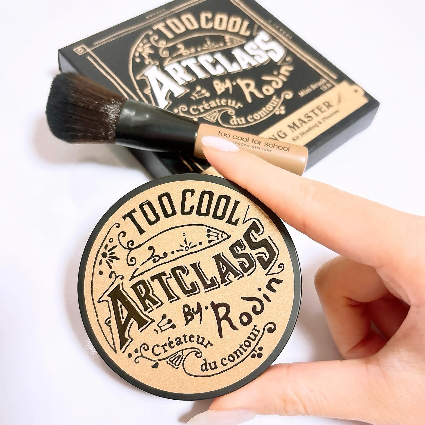 アートクラスバイロダン シェーディング/too cool for school/シェーディングを使ったクチコミ（2枚目）