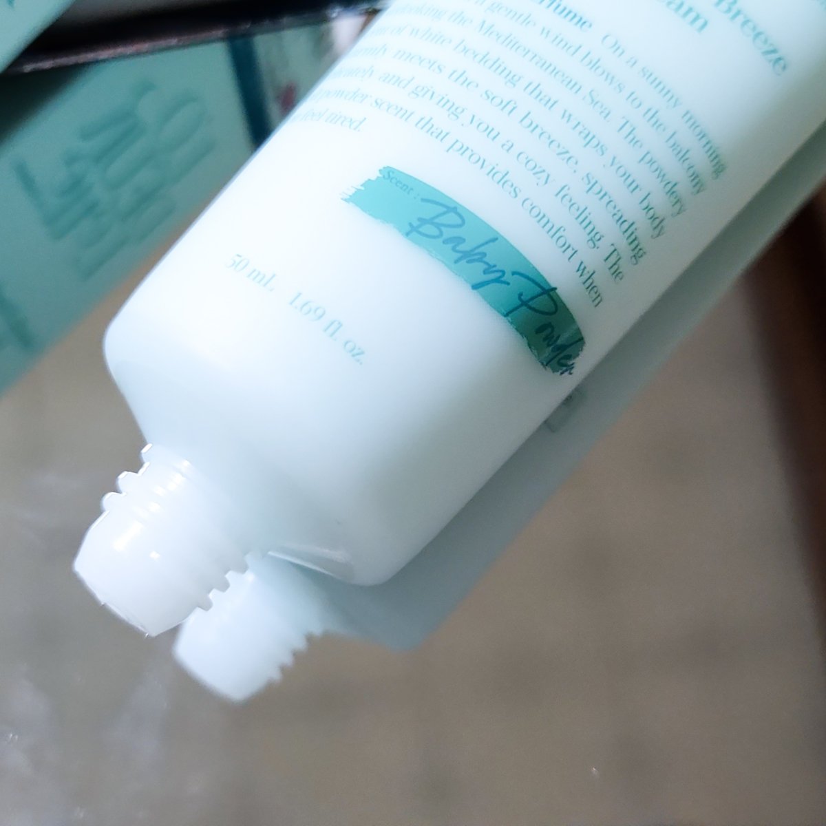 カラーフィットハンドクリーム/ロダレット/ハンドクリームを使ったクチコミ（2枚目）