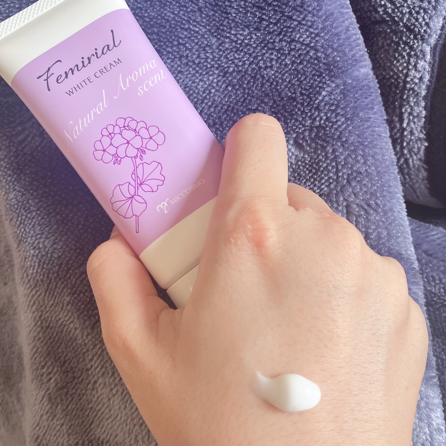 ホワイトスタビリティクリーム/フェミリアル/デリケートゾーンケアを使ったクチコミ(1枚目)