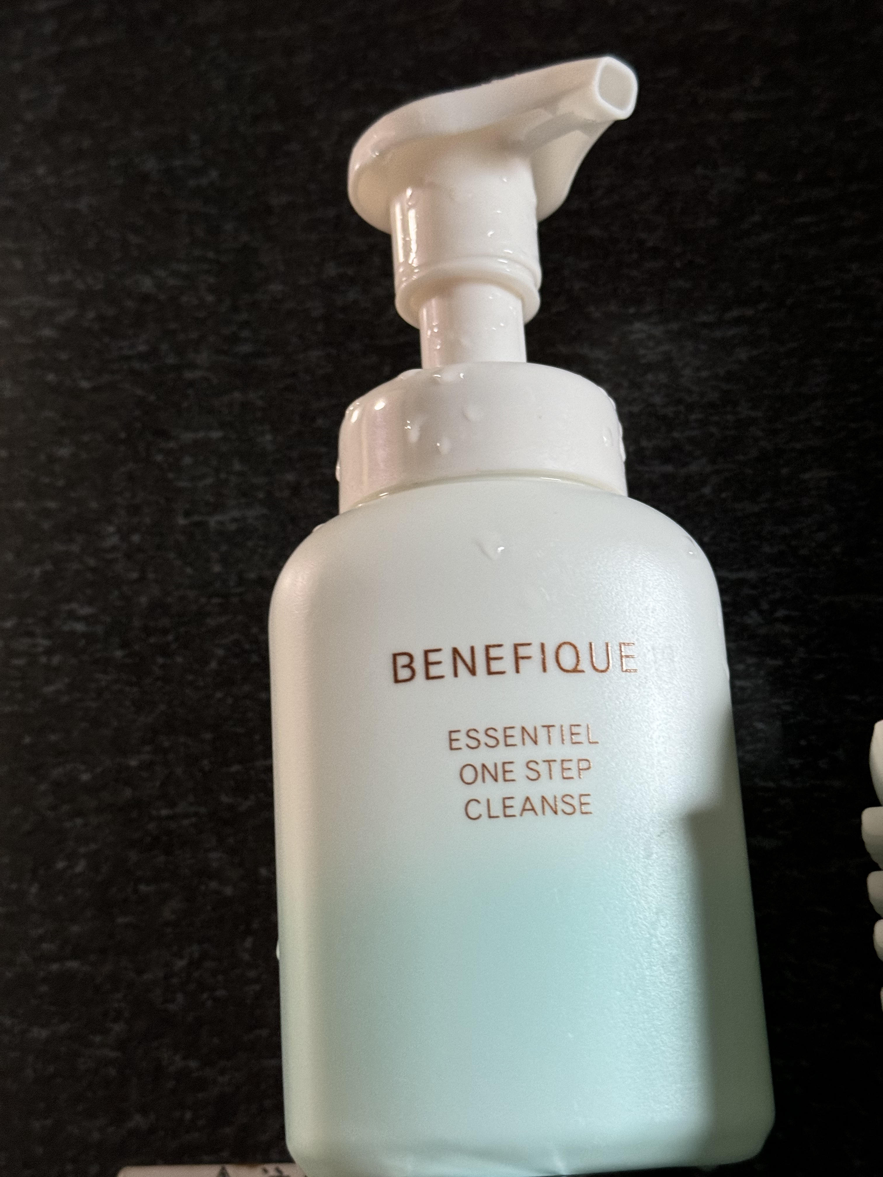 エッセンシャル ワンステップクレンズ/BENEFIQUE/泡洗顔を使ったクチコミ（1枚目）