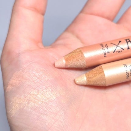 アートクラス フロッタージュペンシル/too cool for school/スティックアイシャドウを使ったクチコミ(1枚目)