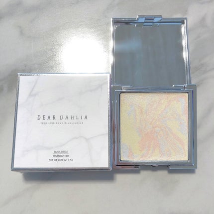 スキンルミナスハイライター/DEAR DAHLIA/パウダーハイライトを使ったクチコミ(1枚目)