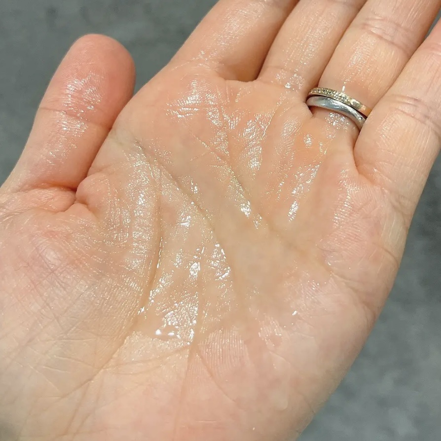 アルタイム リペア ミラクルヘアトリートメント /ウエラ/アウトバストリートメントを使ったクチコミ（3枚目）