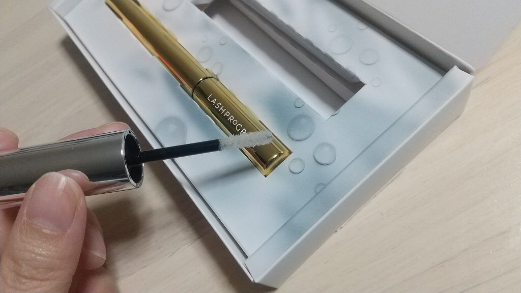 ラッシュプログラム /ISEHAN Lab./まつげ美容液を使ったクチコミ（2枚目）