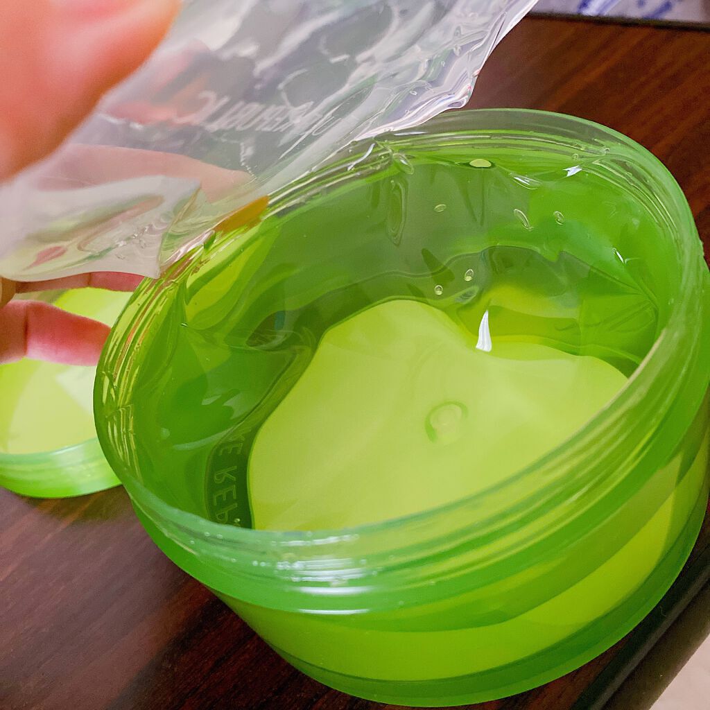 マイルド&モイスチャーアロエジェル/ネイチャーリパブリック/ボディローションを使ったクチコミ(2枚目)