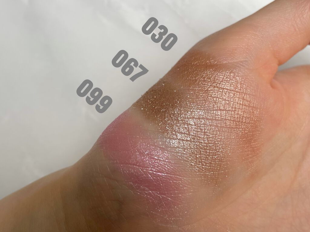 アディクション ザ アイシャドウ スパークル 013SP Miss You More/ADDICTION/単色アイシャドウを使ったクチコミ（2枚目）