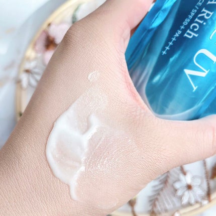 アクアリッチ フレッシュパウチ/ビオレ/日焼け止めローションを使ったクチコミ(8枚目)