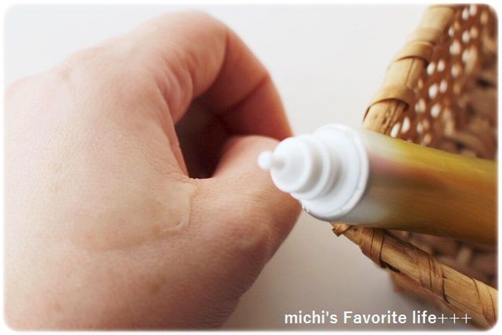 薬用しみ集中対策 プレミアム美容液/メラノCC/美容液を使ったクチコミ(3枚目)