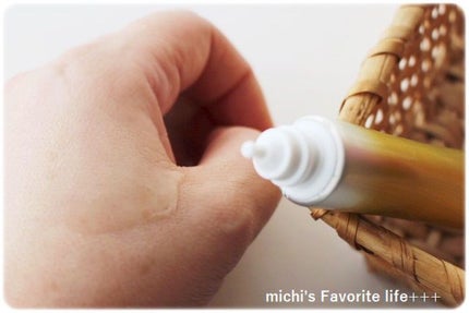 薬用しみ集中対策 プレミアム美容液/メラノCC/美容液を使ったクチコミ(3枚目)