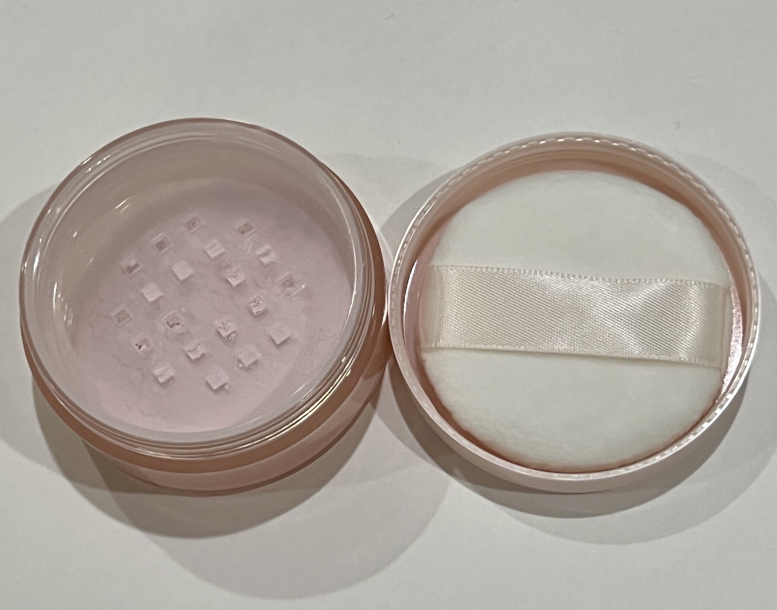 ピュアヴェールパウダー/パラドゥ/ルースパウダーを使ったクチコミ（1枚目）