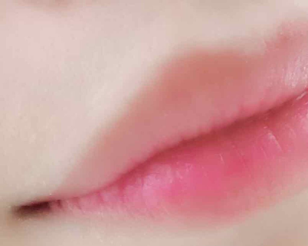 モイスチャーティント/ヴァセリン/リップティントを使ったクチコミ（3枚目）