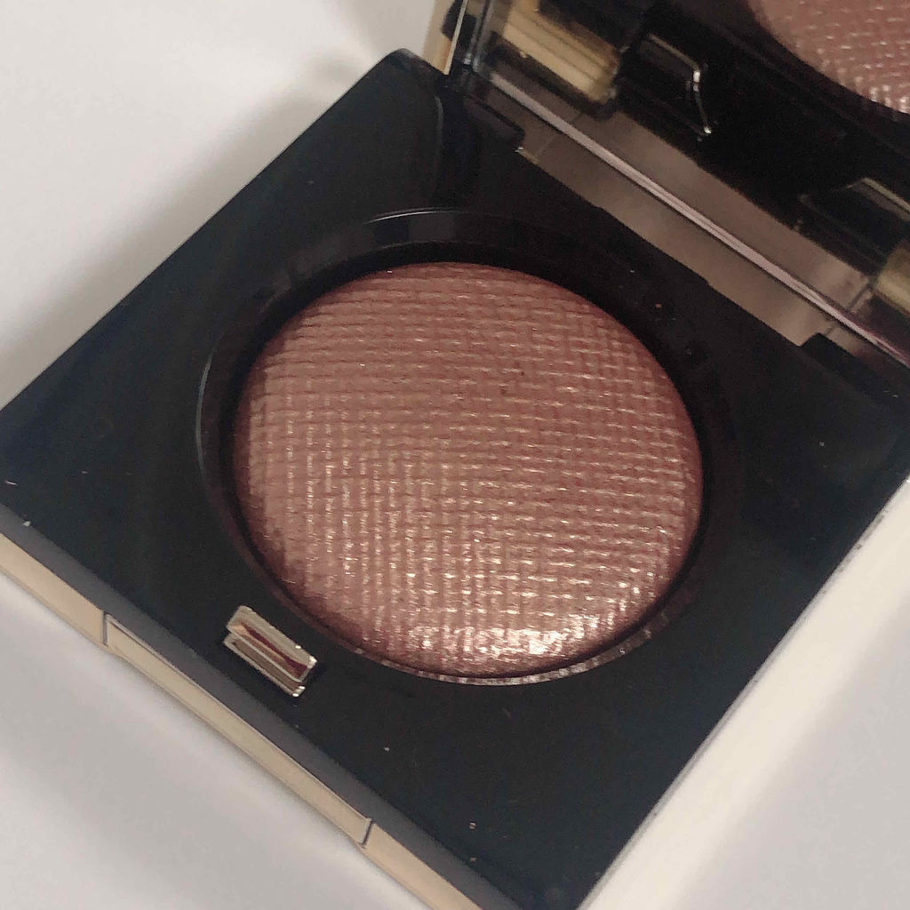 リュクスアイシャドウ 02 メルティングポイント(リッチ メタル)/BOBBI BROWN/単色アイシャドウを使ったクチコミ（2枚目）
