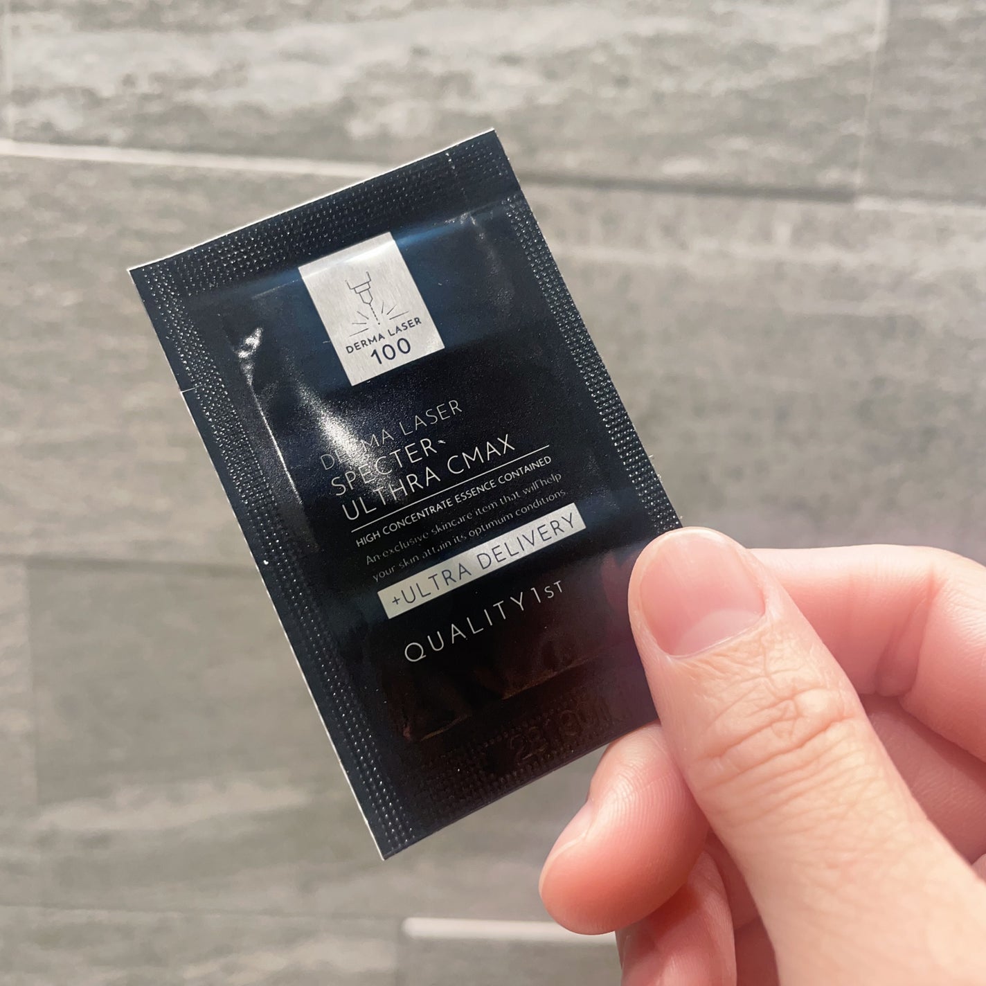 ダーマレーザー ウルセラC/クオリティファースト/美容液を使ったクチコミ(1枚目)