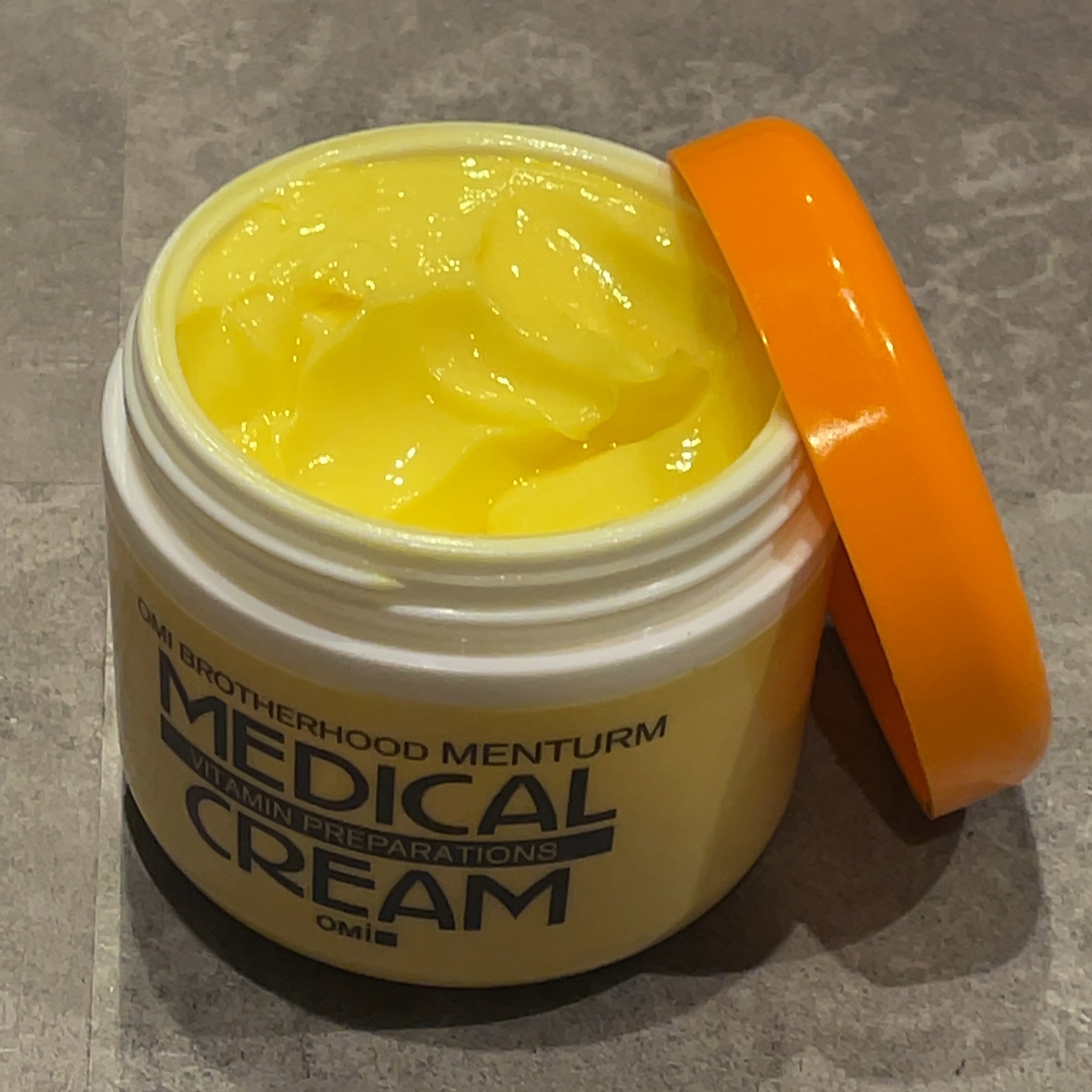 メディカルクリームG（薬用クリームG）/メンターム/ハンドクリームを使ったクチコミ（2枚目）