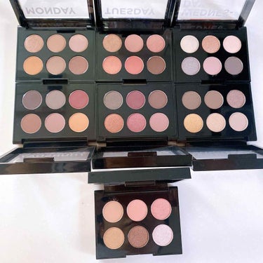 ARITAUM weekly eye paletteのクチコミ「\ARITAUM weekly eye palette/

曜日ごとに異なる色のパレット
パレ.....」（2枚目）