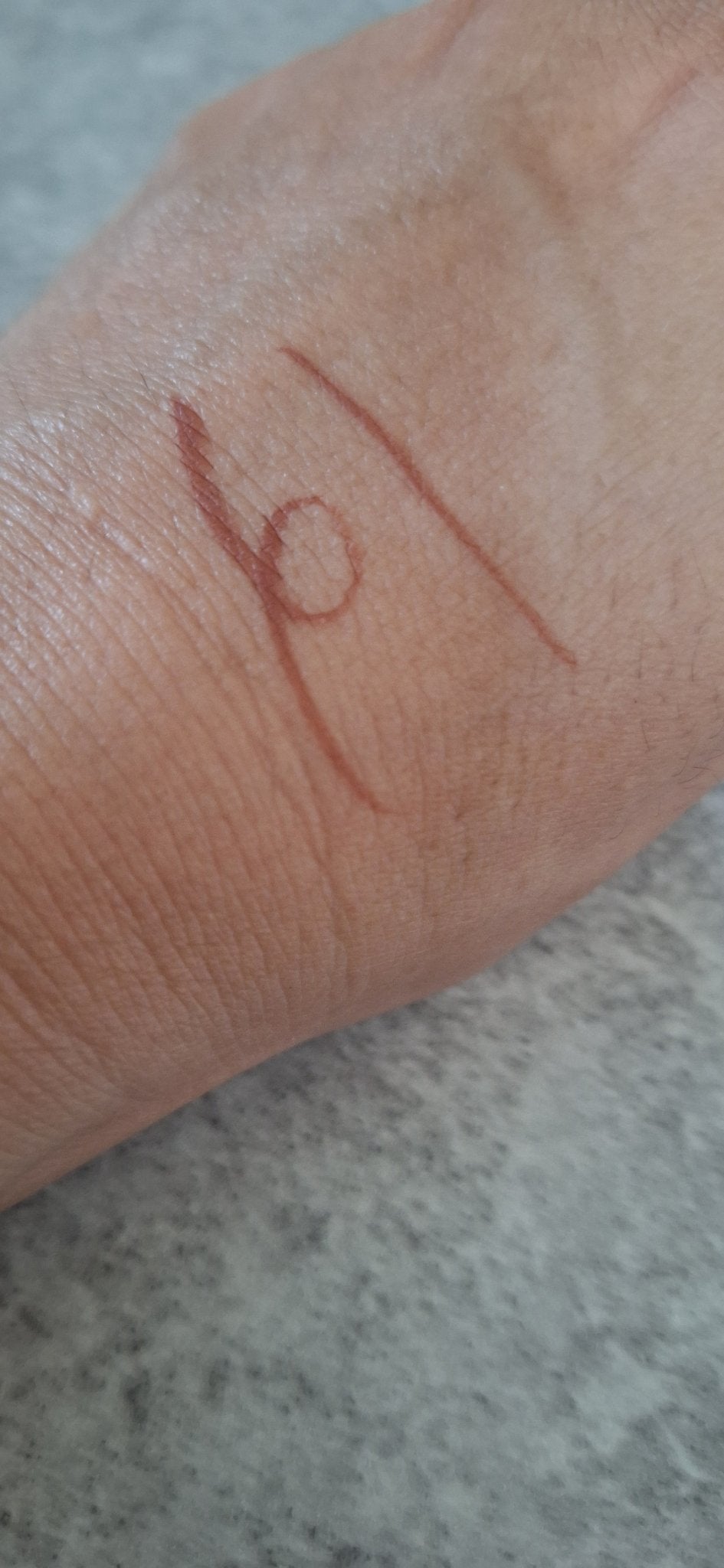 シルキーリキッドアイライナーWP/D-UP/リキッドアイライナーを使ったクチコミ(3枚目)