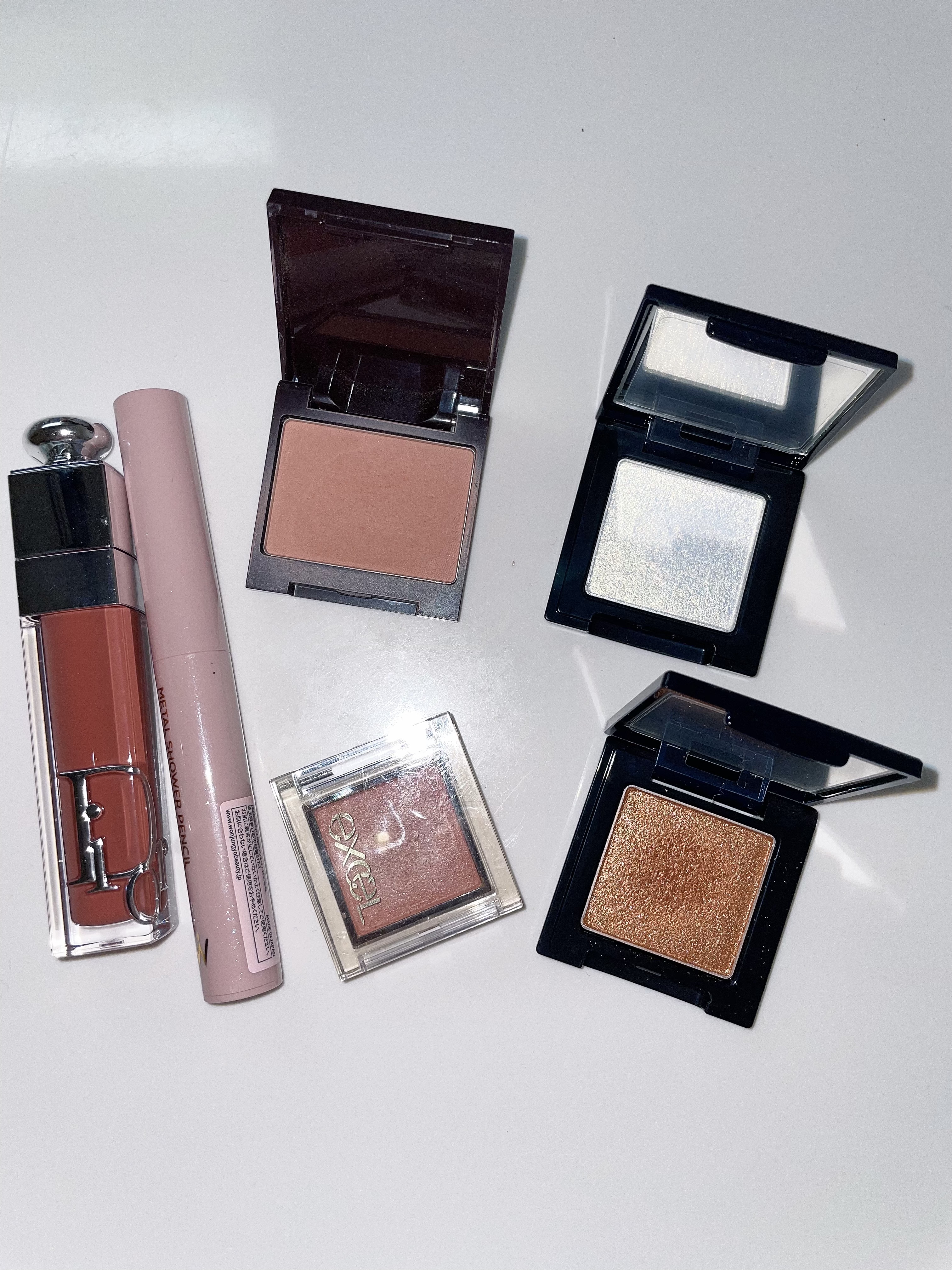 ラズル アイカラー 49 Fire show/エレガンス ラズル /単色アイシャドウを使ったクチコミ（3枚目）