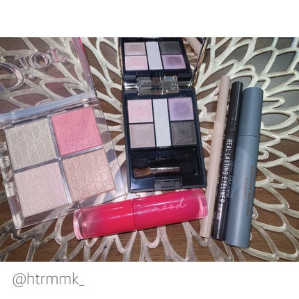 ディオール バックステージ フェイス グロウ パレット/Dior/ハイライトを使ったクチコミ(2枚目)