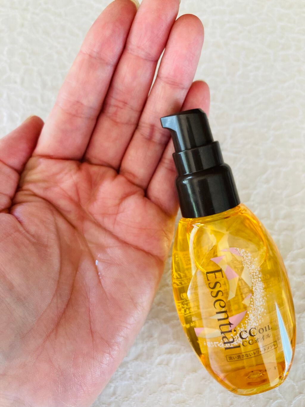 CCオイル/エッセンシャル/ヘアオイルを使ったクチコミ(3枚目)