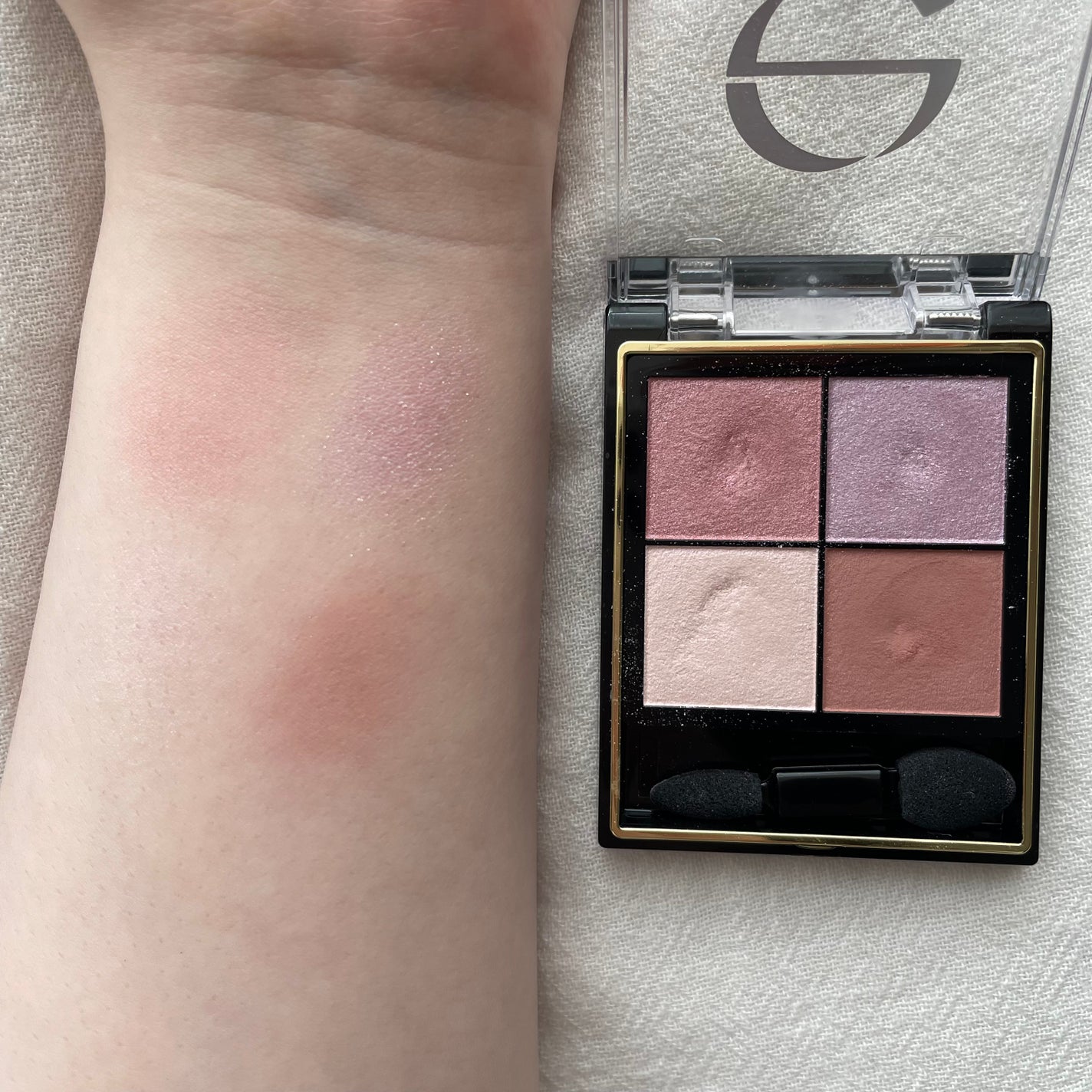 リアルクローズシャドウ/excel/アイシャドウパレットを使ったクチコミ(3枚目)