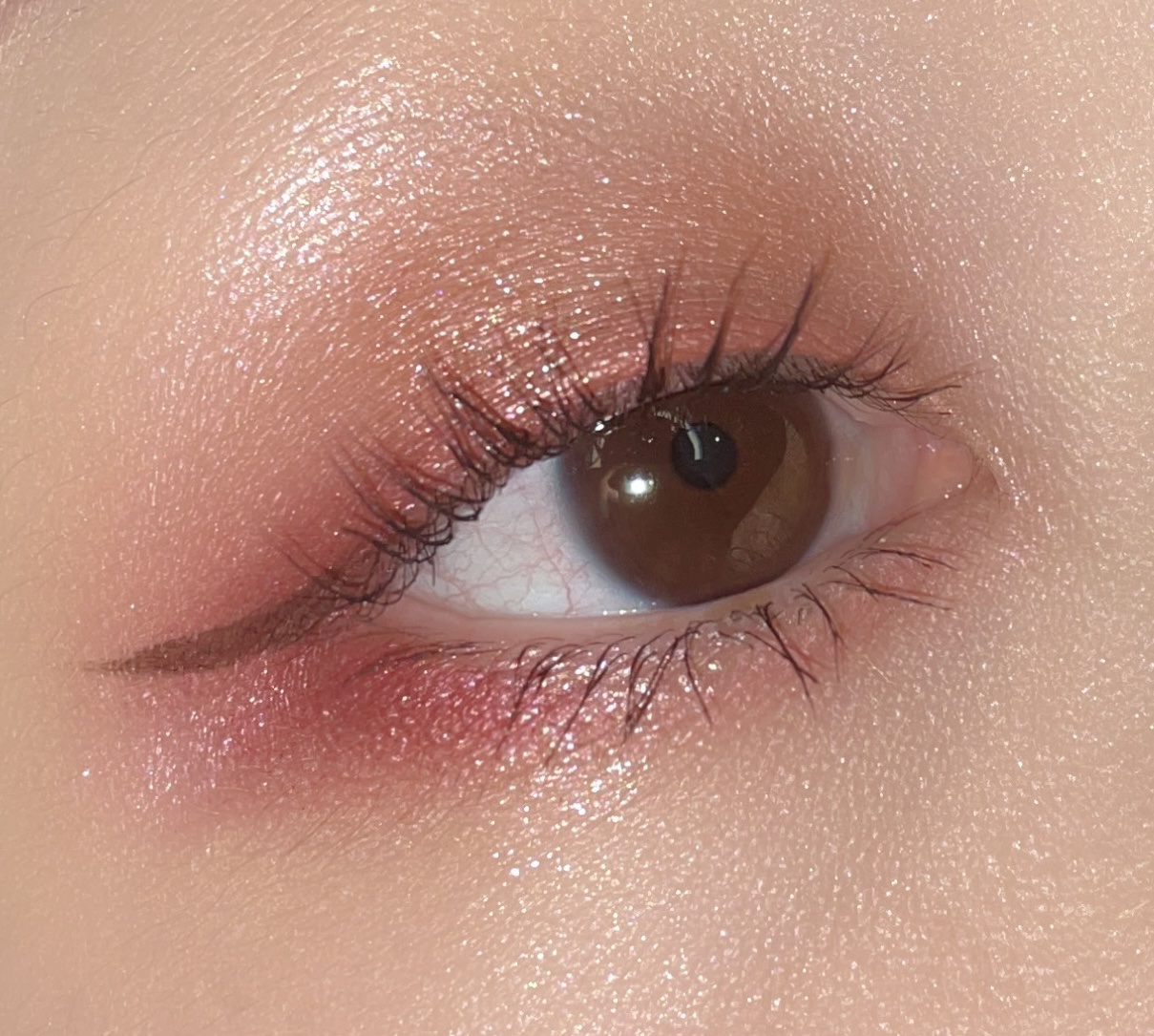 アイ カラー クォード 01SC エレクトリック チェリー (限定色)/TOM FORD BEAUTY/アイシャドウパレットを使ったクチコミ（2枚目）