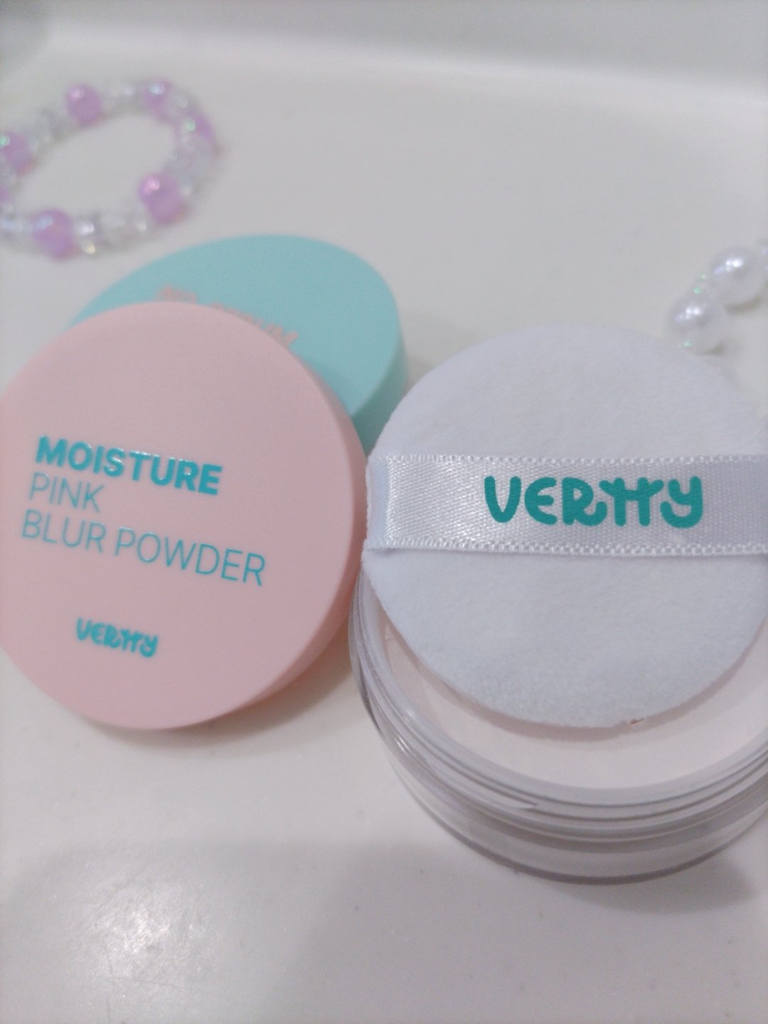 モイスチャーピンクブラーパウダー/Vertty/ルースパウダーを使ったクチコミ（1枚目）