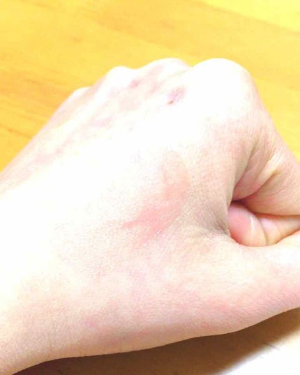 エッセンスグロス/KiSS/リップグロスを使ったクチコミ(3枚目)