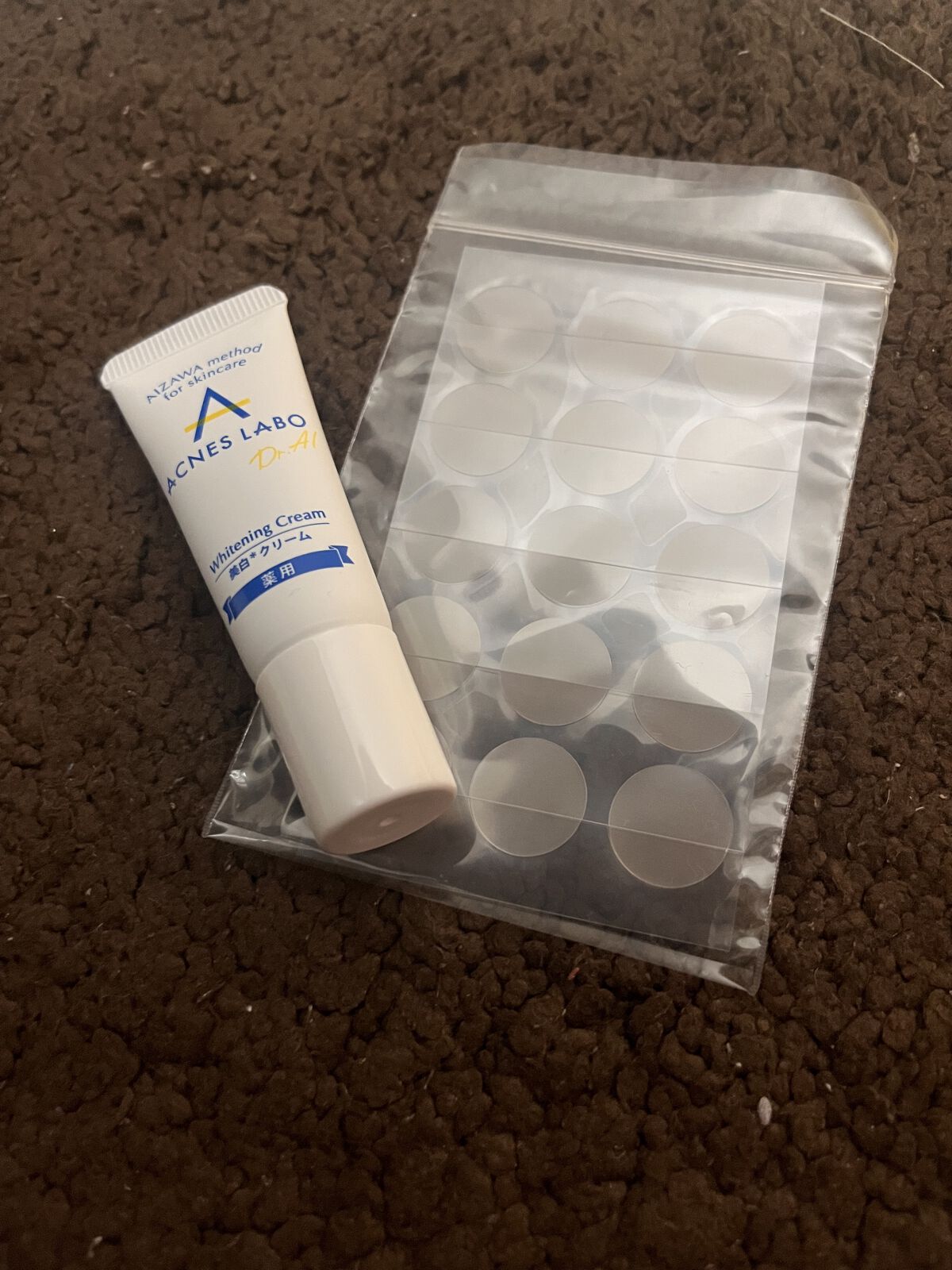 薬用 美白アクネホワイトクリーム 専用パッチ付/アクネスラボ/その他キットセットを使ったクチコミ（1枚目）